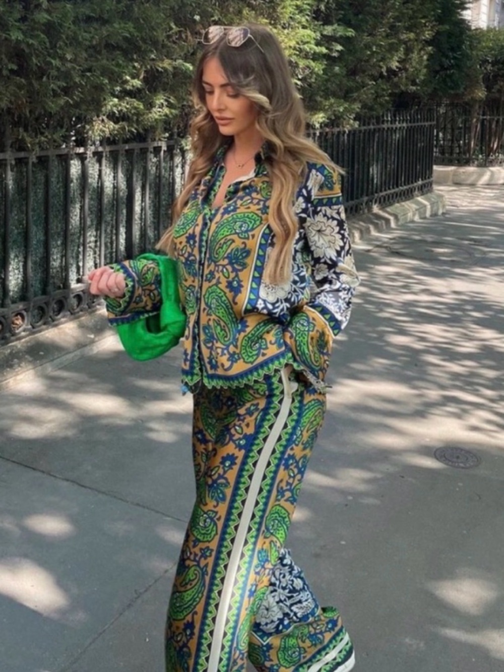 Zara Flowy Printed set‎ small blouse pants